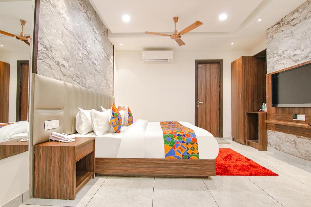 Лудхиана: Fabhotel Prime Royal Inn Suites