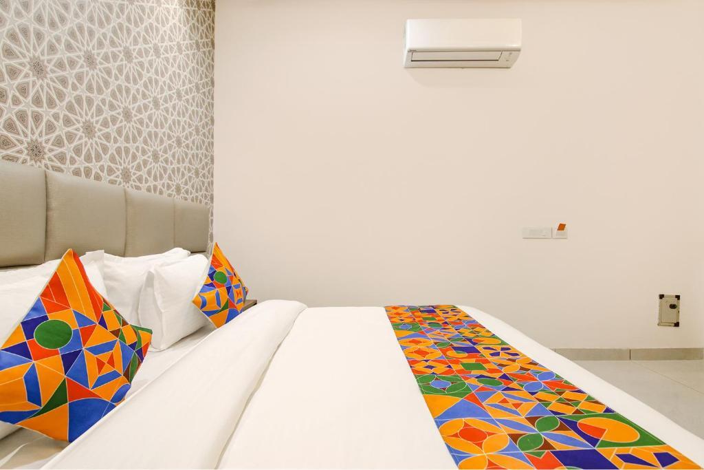 Лудхиана: Fabhotel Prime Royal Inn Suites