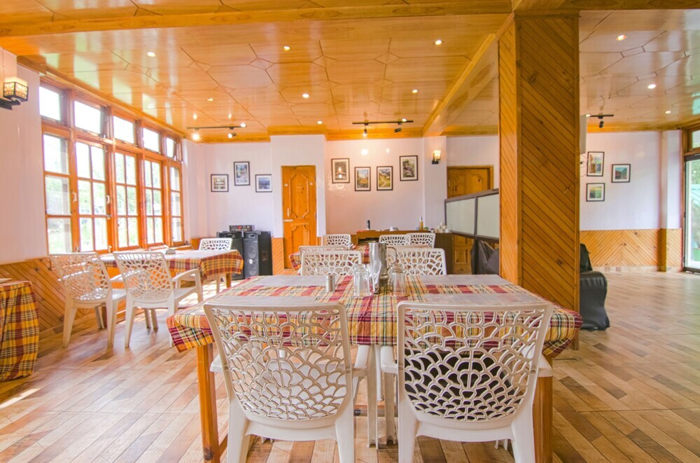 Манали: Fabhotel Aransh Resorts Celebriti
