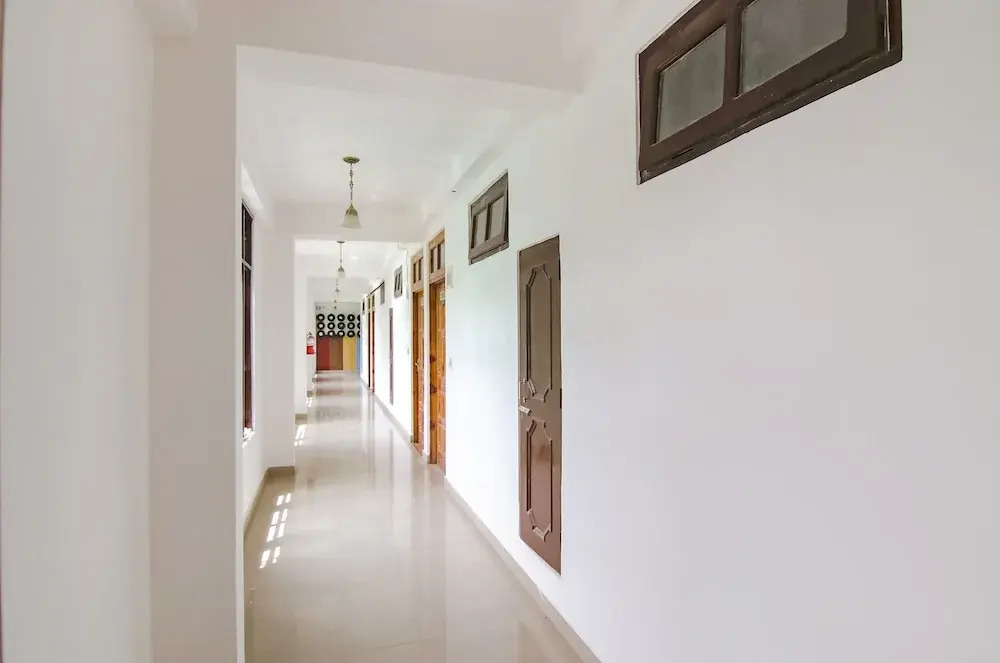 Манали: Fabhotel Aransh Resorts Celebriti