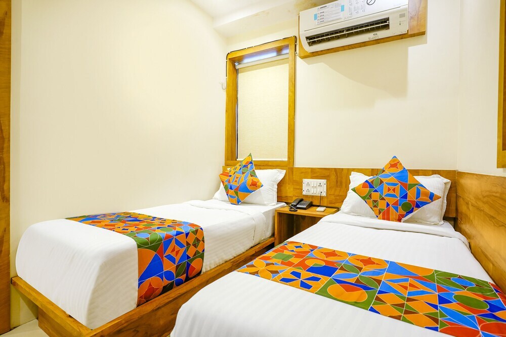 Мумбаи: FabHotel Indore Palace