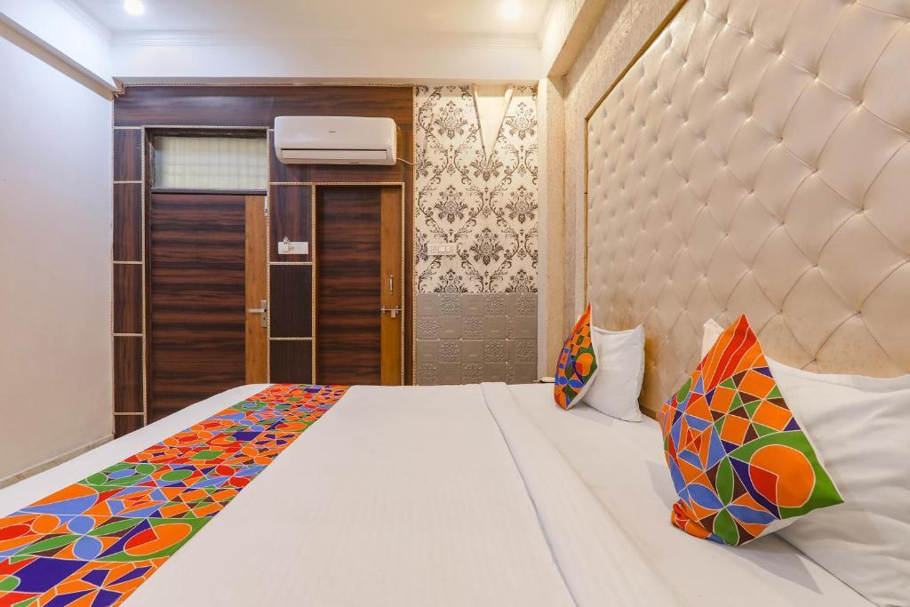 Праяградж: Fabhotel Triveni
