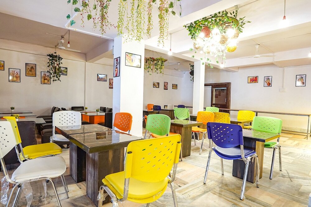 Праяградж: Fabhotel New Shanti