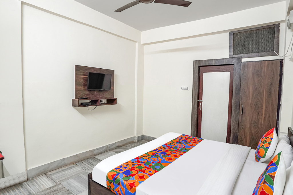 Праяградж: Fabhotel New Shanti