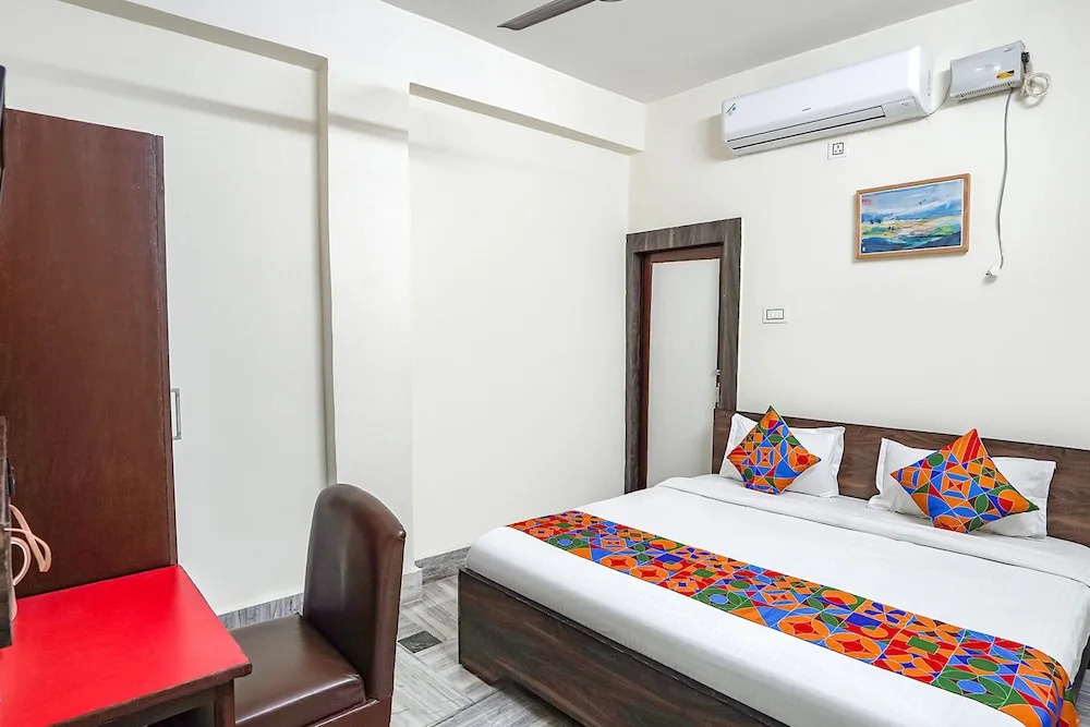Праяградж: Fabhotel New Shanti