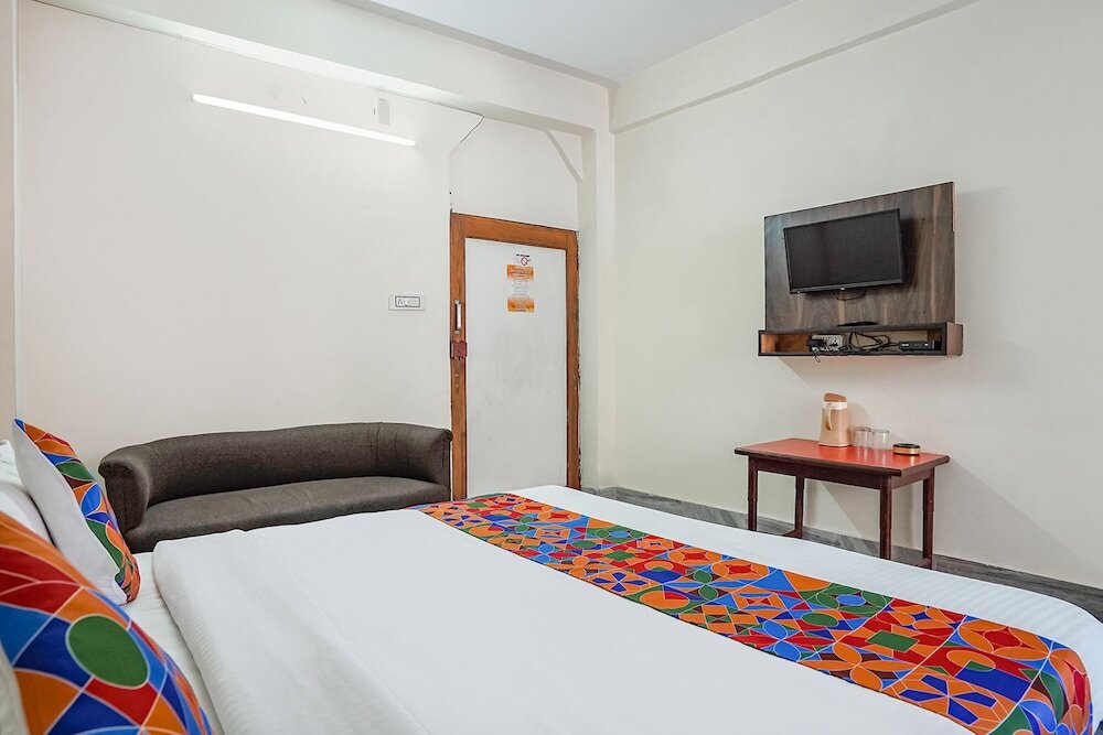 Праяградж: Fabhotel New Shanti