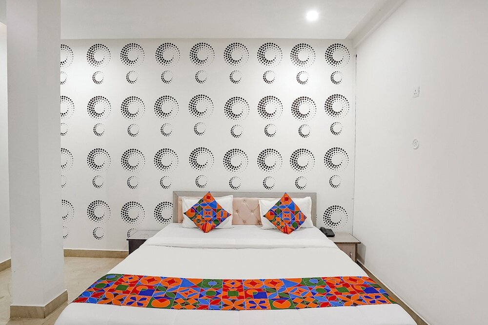 Варанаси: Fabhotel Siddhi