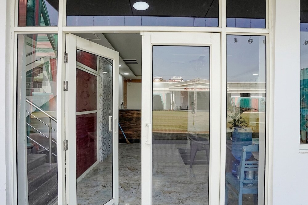 Варанаси: Fabhotel Siddhi