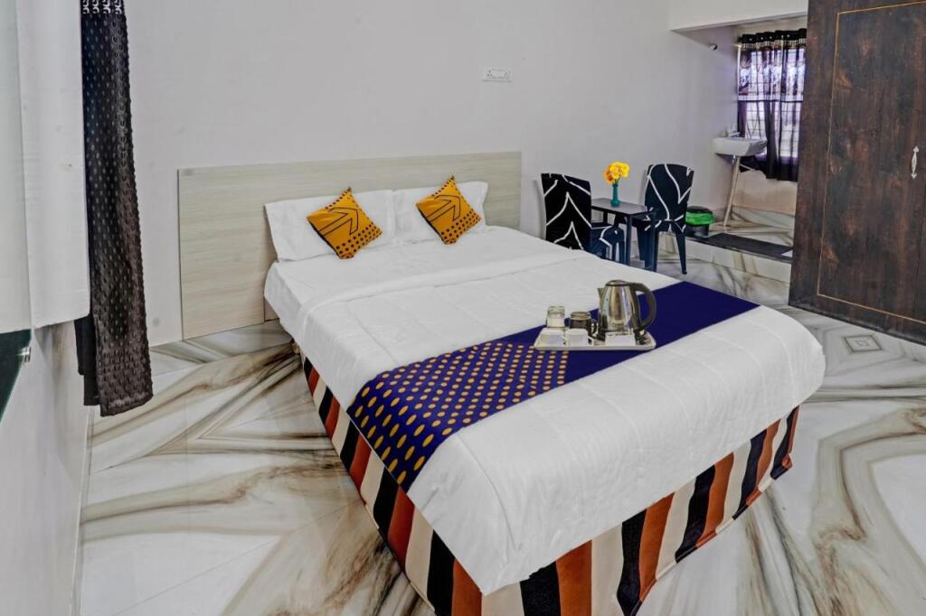 Bilaspur: Oyo 700233 Hotel Rommies Inn