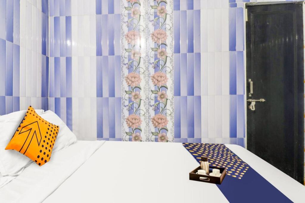 Гунтур: Spot on 700249 Hotel Amaravathi Residency