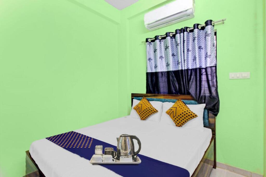Нагпур: Spot on 700247 Utkarsh Inn