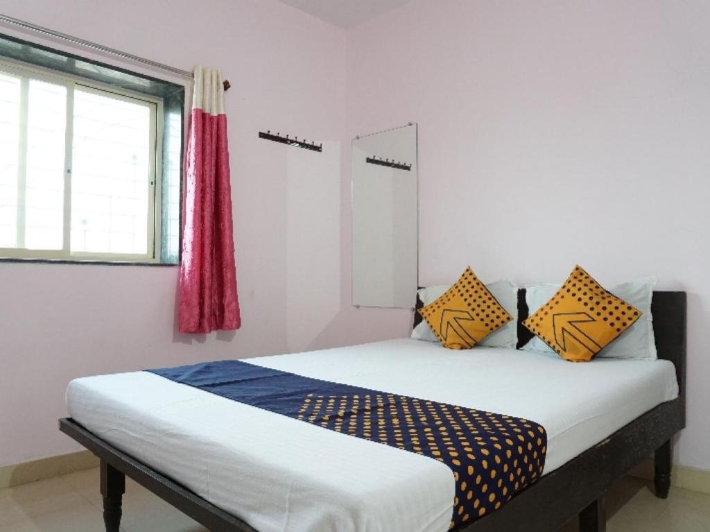 Пуна: SPOT ON 80316 Hotel Aryan Lodging And Boarding