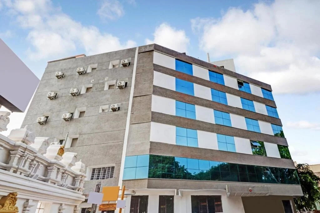 Бангалор: Capital O 700595 Blr2548 Elite Stay Jp Nagar