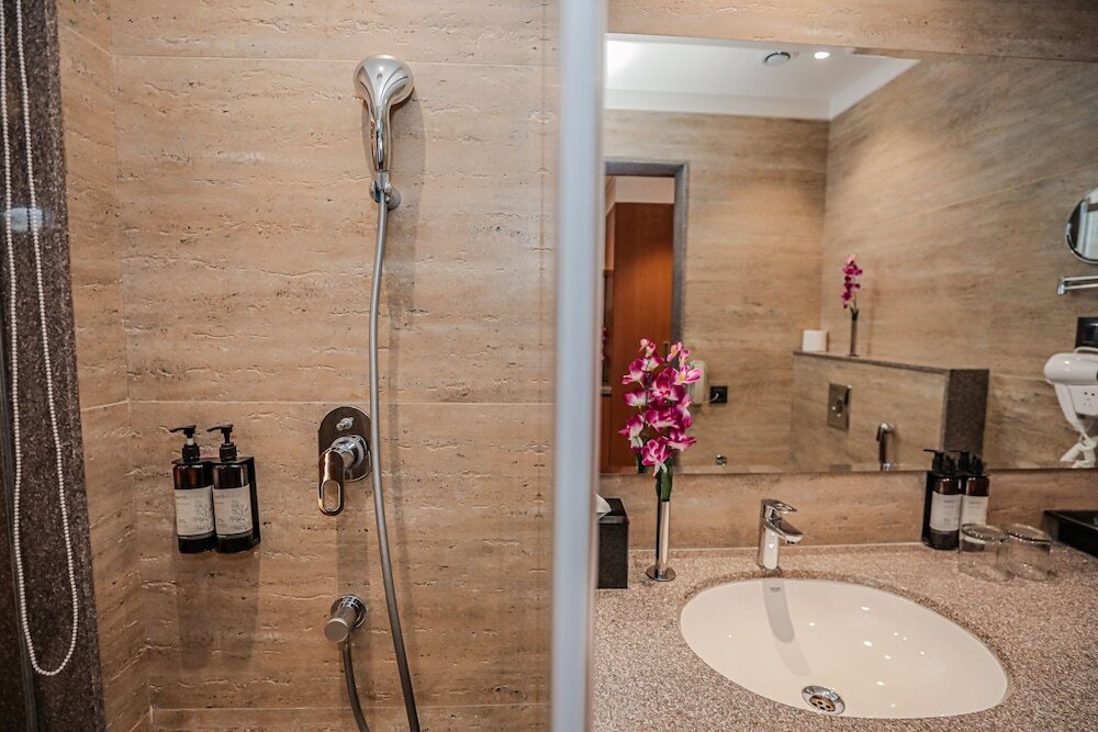 Бхопал: Regenta Place Bhopal