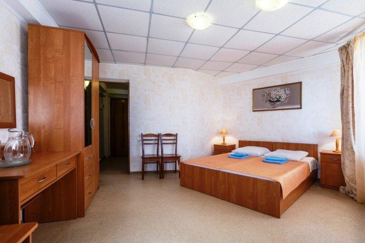Севастополь: Izumrud Hotel
