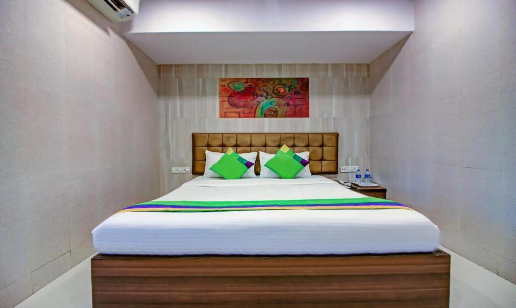 Мумбаи: Treebo Lake Bloom Powai