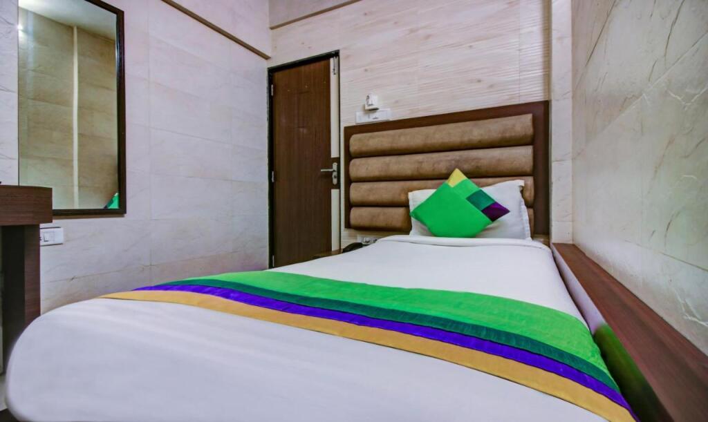 Мумбаи: Treebo Lake Bloom Powai