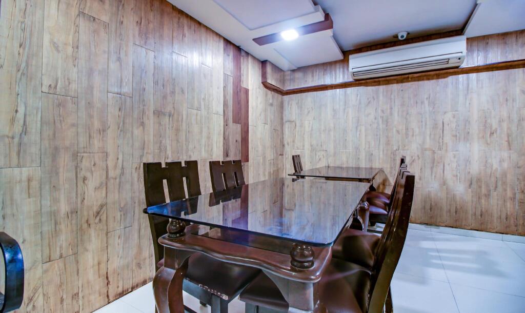 Мумбаи: Treebo Lake Bloom Powai