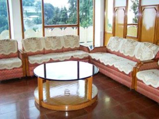 Чамба: Spring Hotel