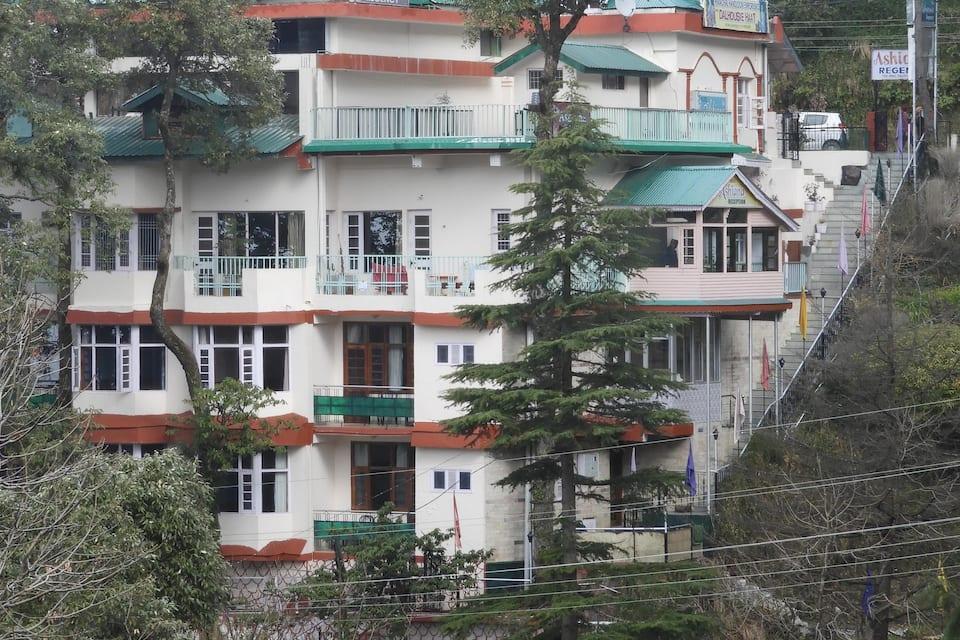 Чамба: Ashiana Regency