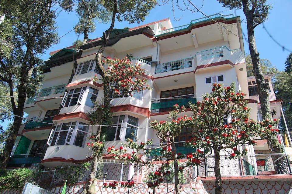 Чамба: Ashiana Regency