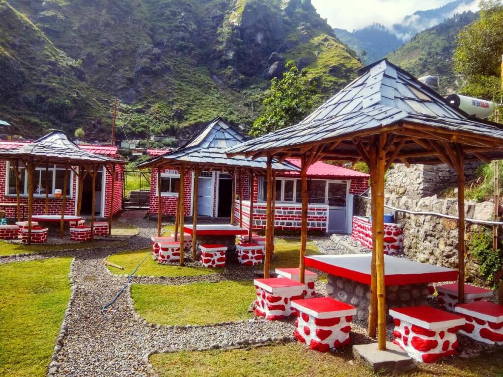 Чамба: Vedic Vibes Nature Resort, Chamba (HP)