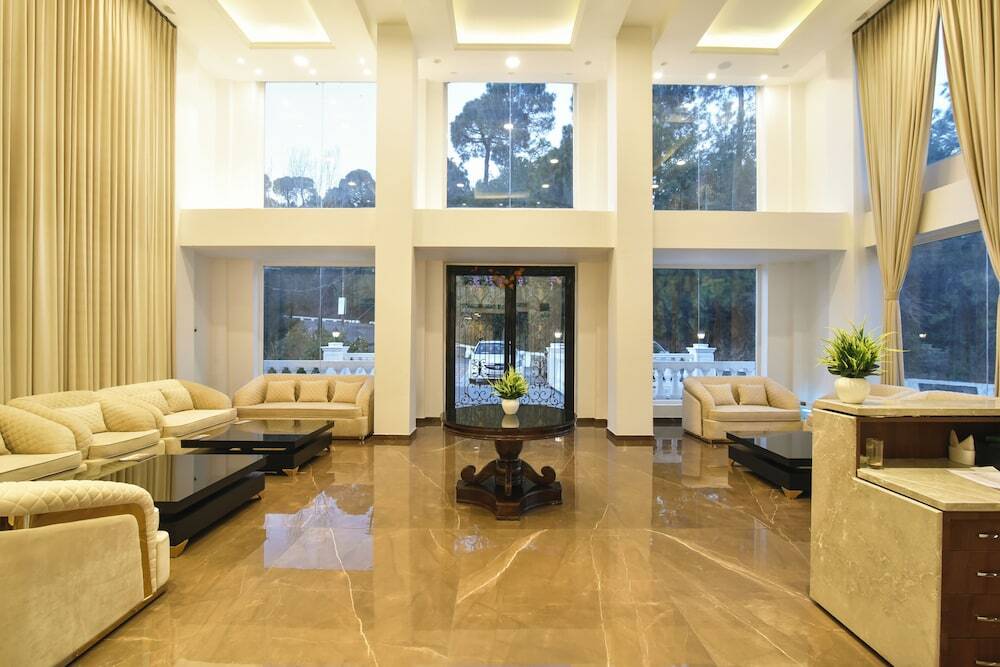 Чамба: Claret Inn By Dls Hotels