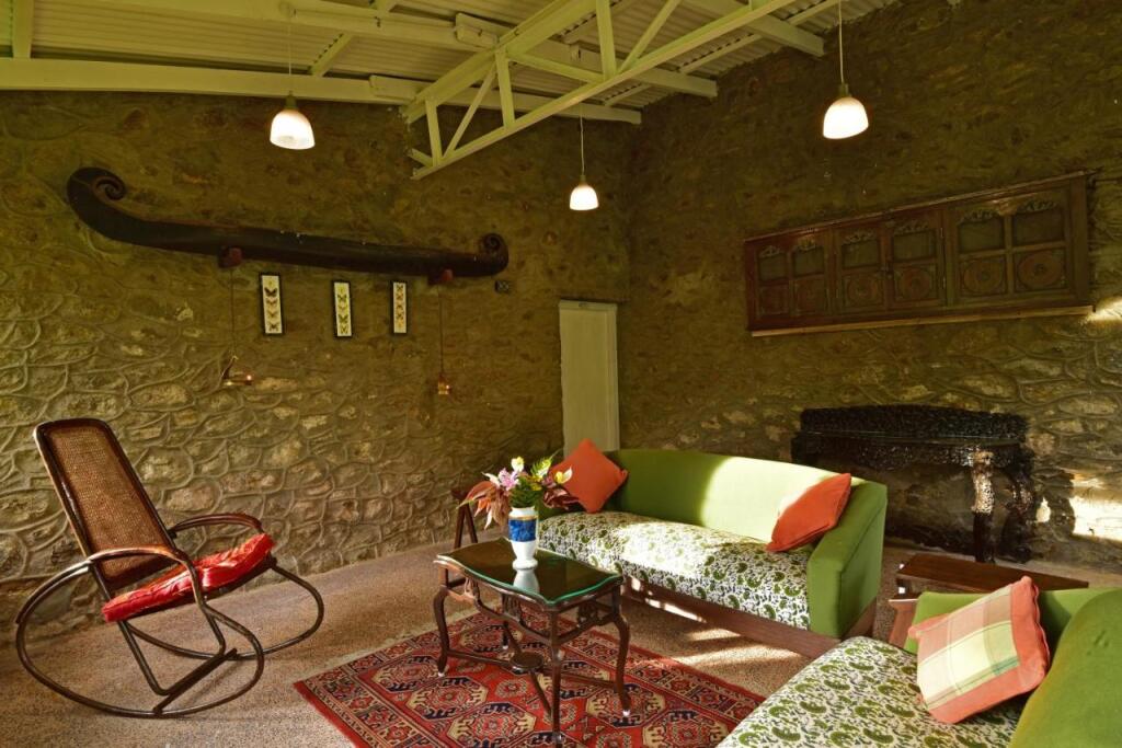 Палани: SaffronStays Nandanvan Estate, Kodaikanal