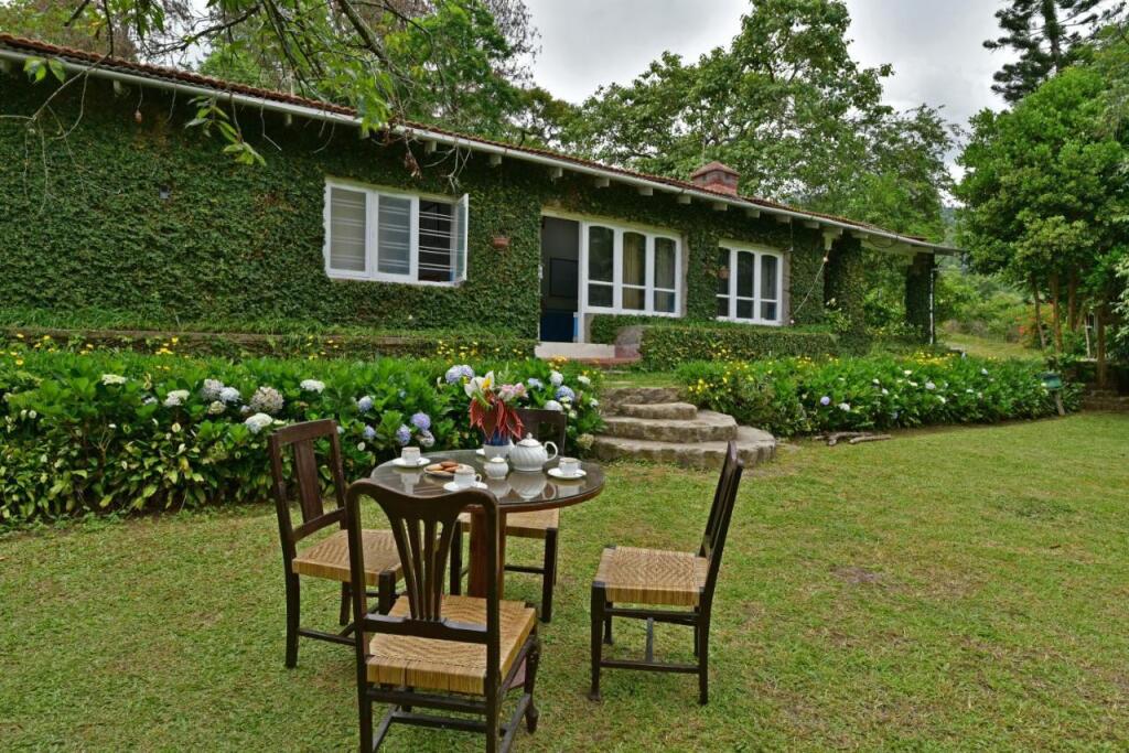 Палани: SaffronStays Nandanvan Estate, Kodaikanal