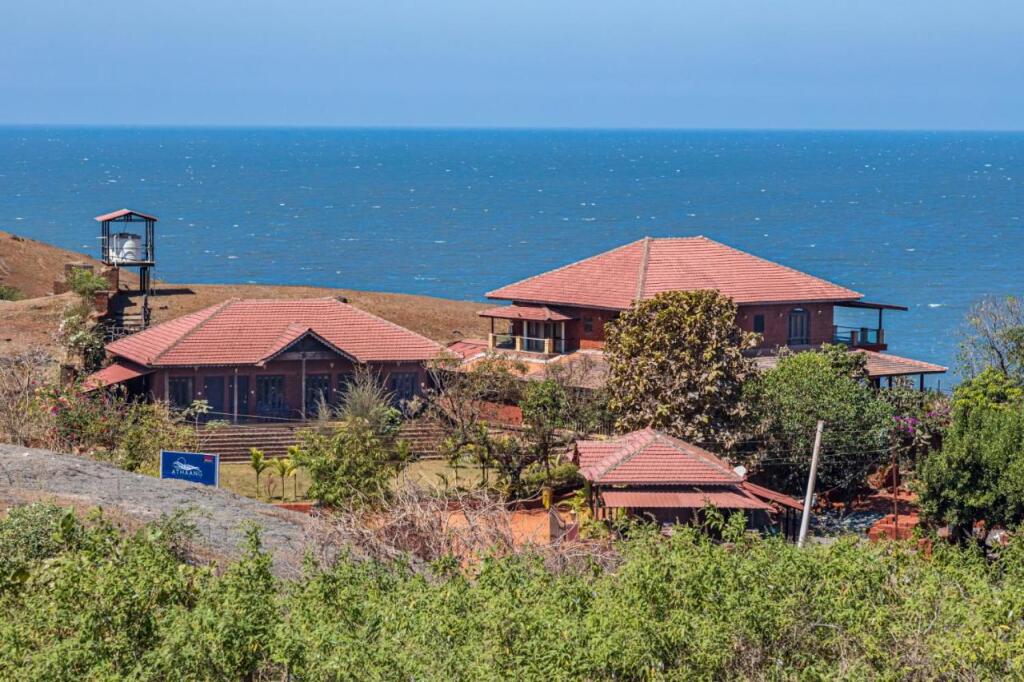 Даполи: SaffronStays Athaang, Dapoli