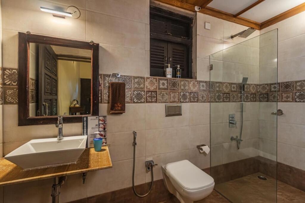 Даполи: SaffronStays Athaang, Dapoli