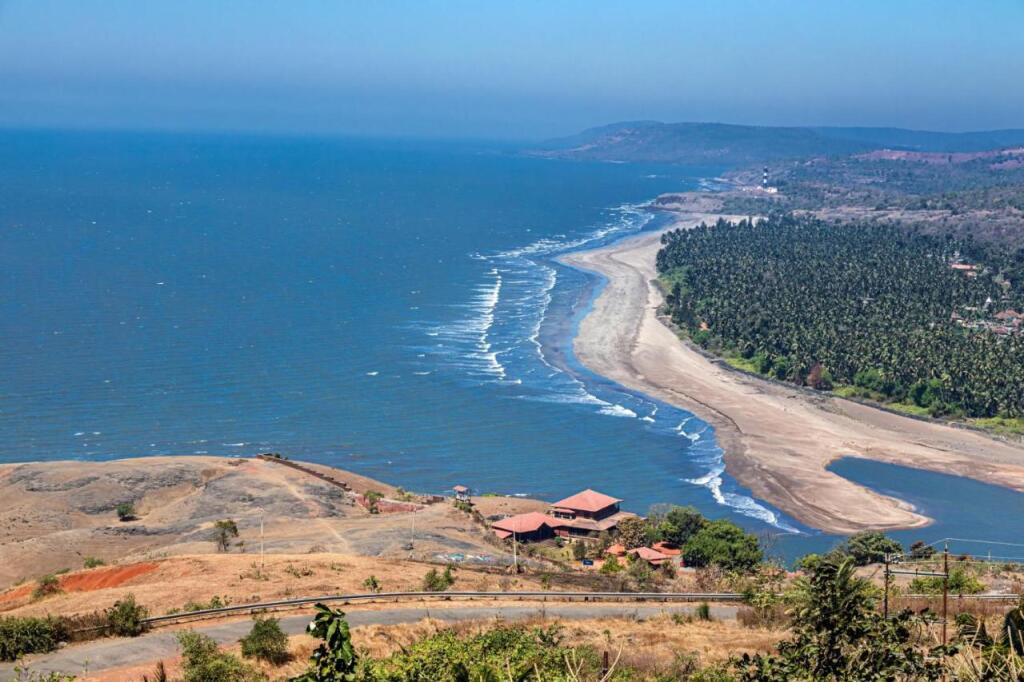 Даполи: SaffronStays Athaang, Dapoli