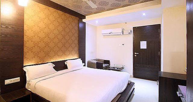 Праяградж: Hotel Galaxy View