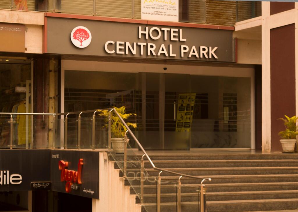 Манипал: Hotel Central Park