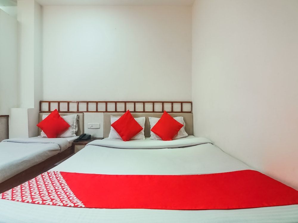 Шиллонг: Hotel Shaurya Inn