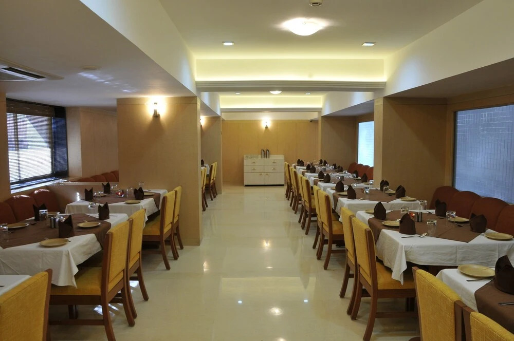 Ширди: Hotel Goradia
