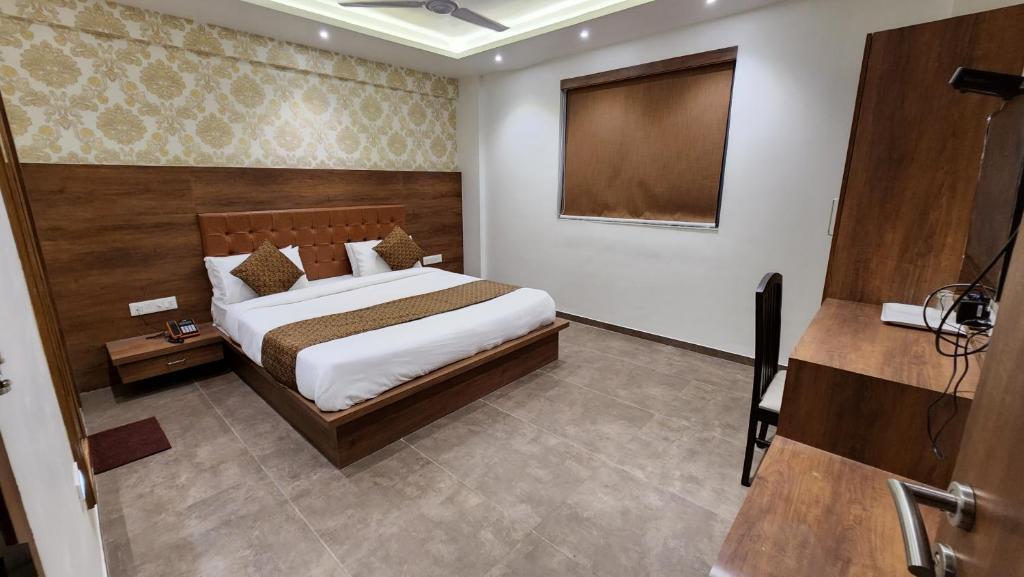 Раджкот: Hotel Nova Pride