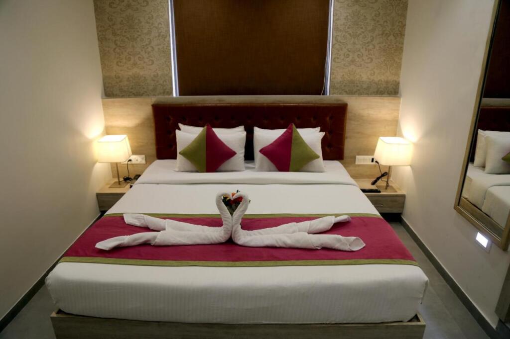 Раджкот: Hotel Nova Pride