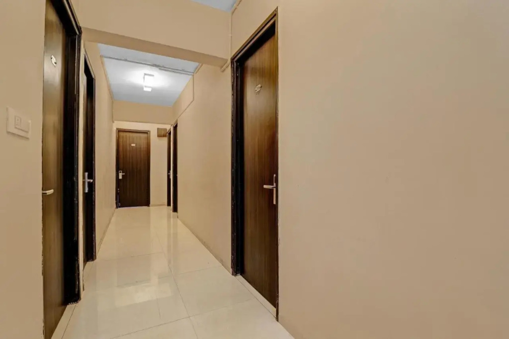 Сурат: Hotel Nova Vatika