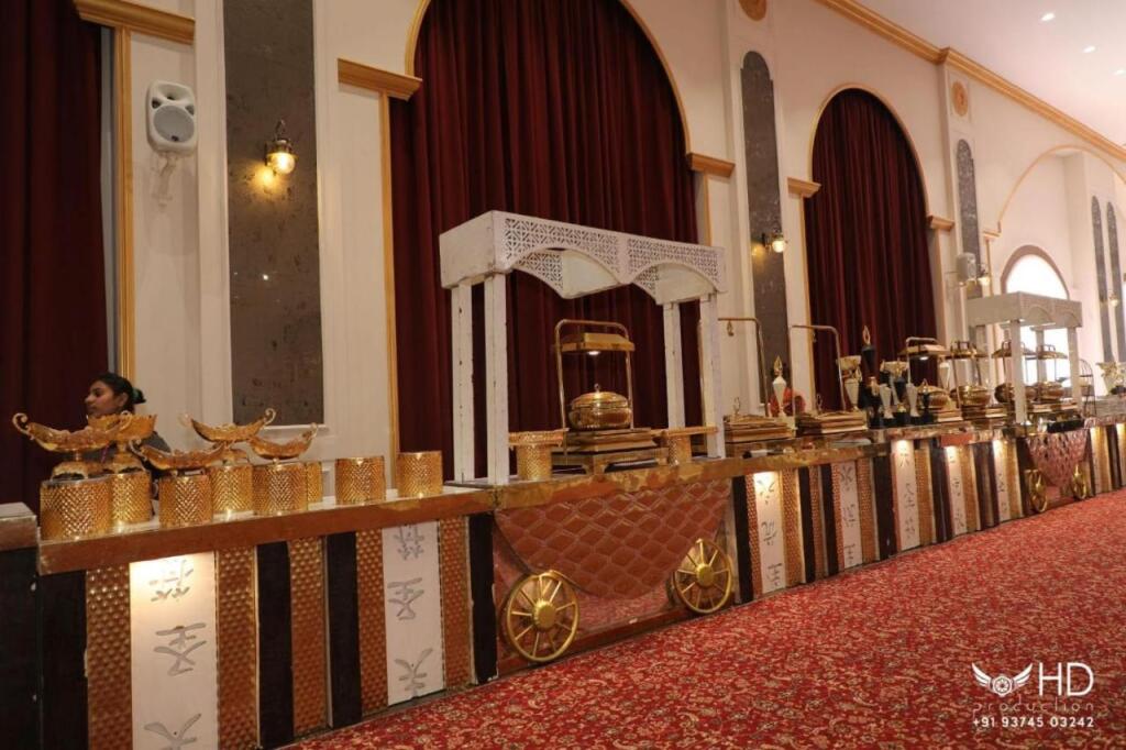 Раджкот: Ratna Vilas Palace