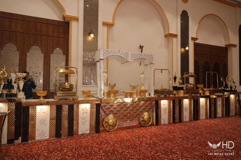 Раджкот: Ratna Vilas Palace