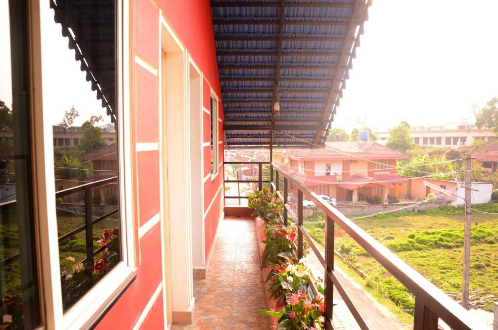 Мадикери: Vaishnavi Villa-Family Home In A Residential Area.
