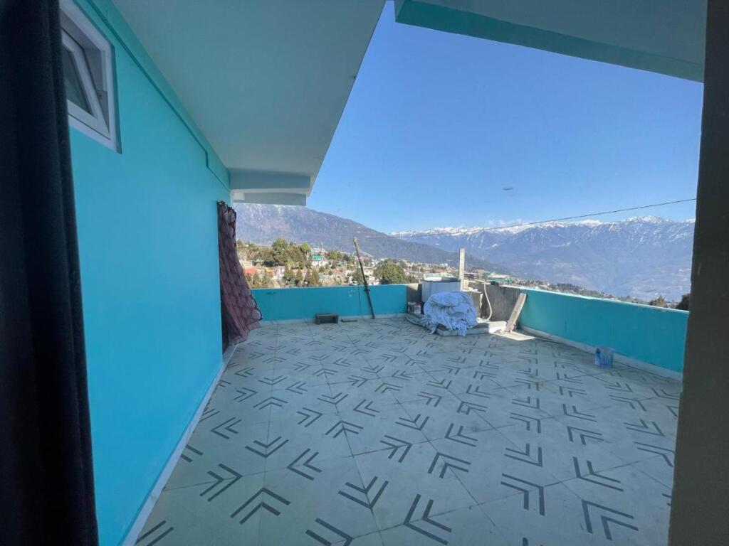 Таванг: Yul Pemakhar