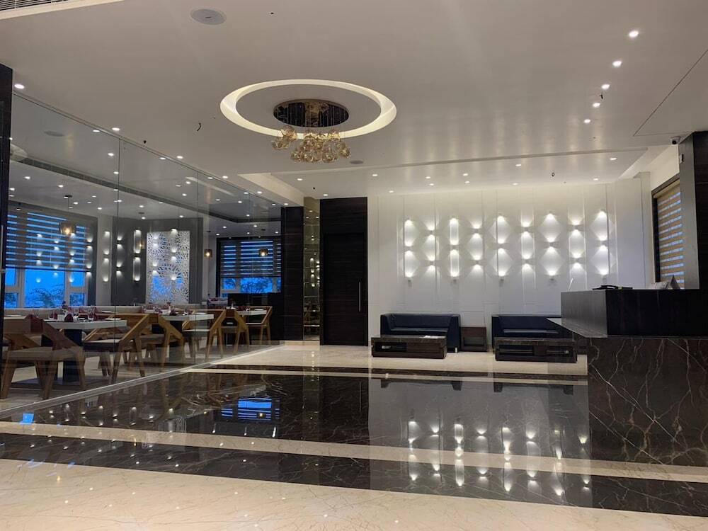 Тарапит: Econest Hotel