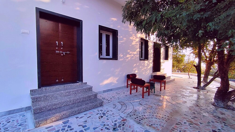 Садри: Takhat Villa by ShriGo Hotels