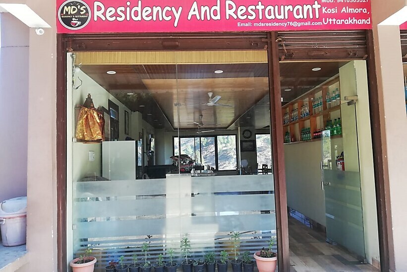 Мератх: Md's Residency & Restaurant