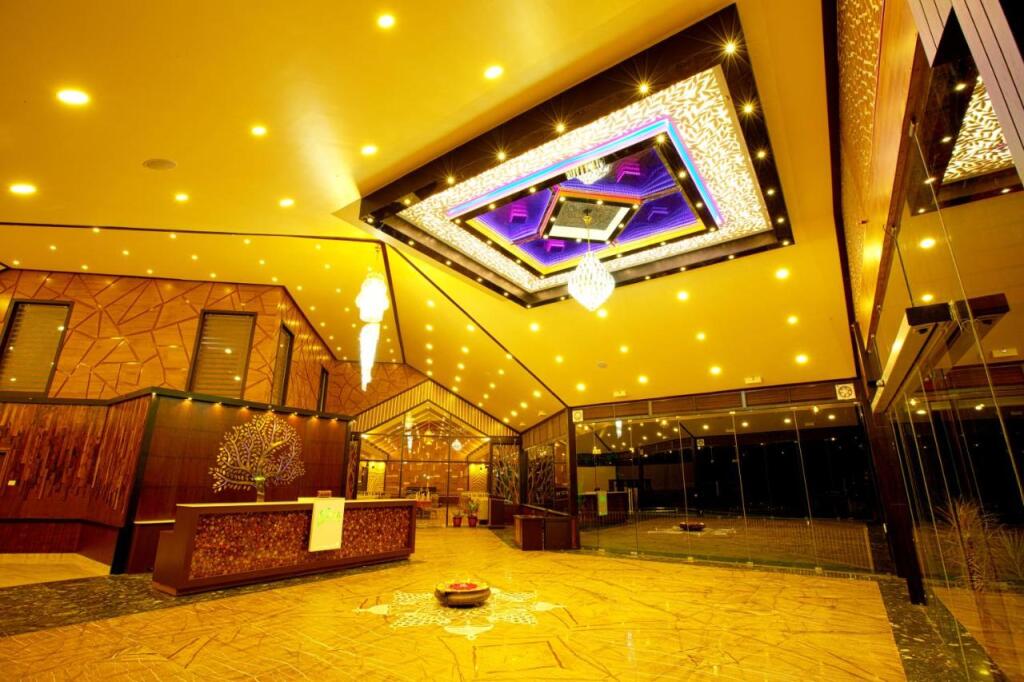 Перумал Ковил Пати: Au Revoir Wellness Resort, Malampuzha