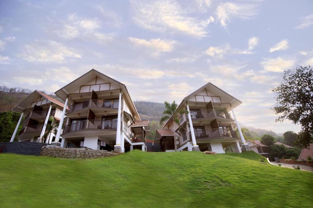 Перумал Ковил Пати: Au Revoir Wellness Resort, Malampuzha