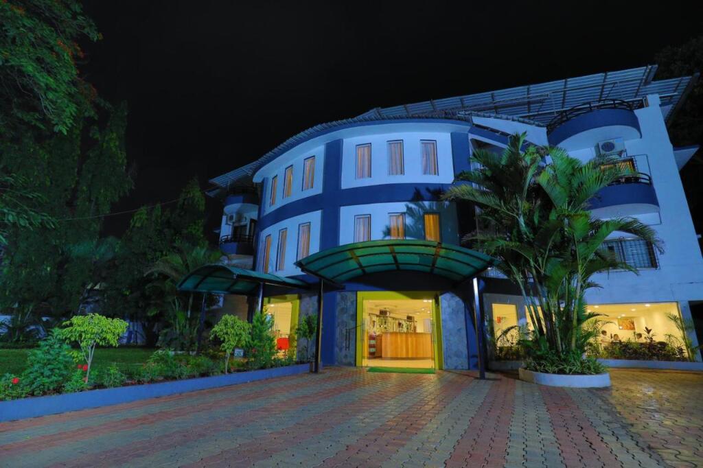 Лонавала: Strand Resort