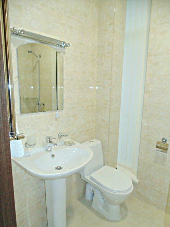 Симферополь: Гостевой дом  5 Avenue